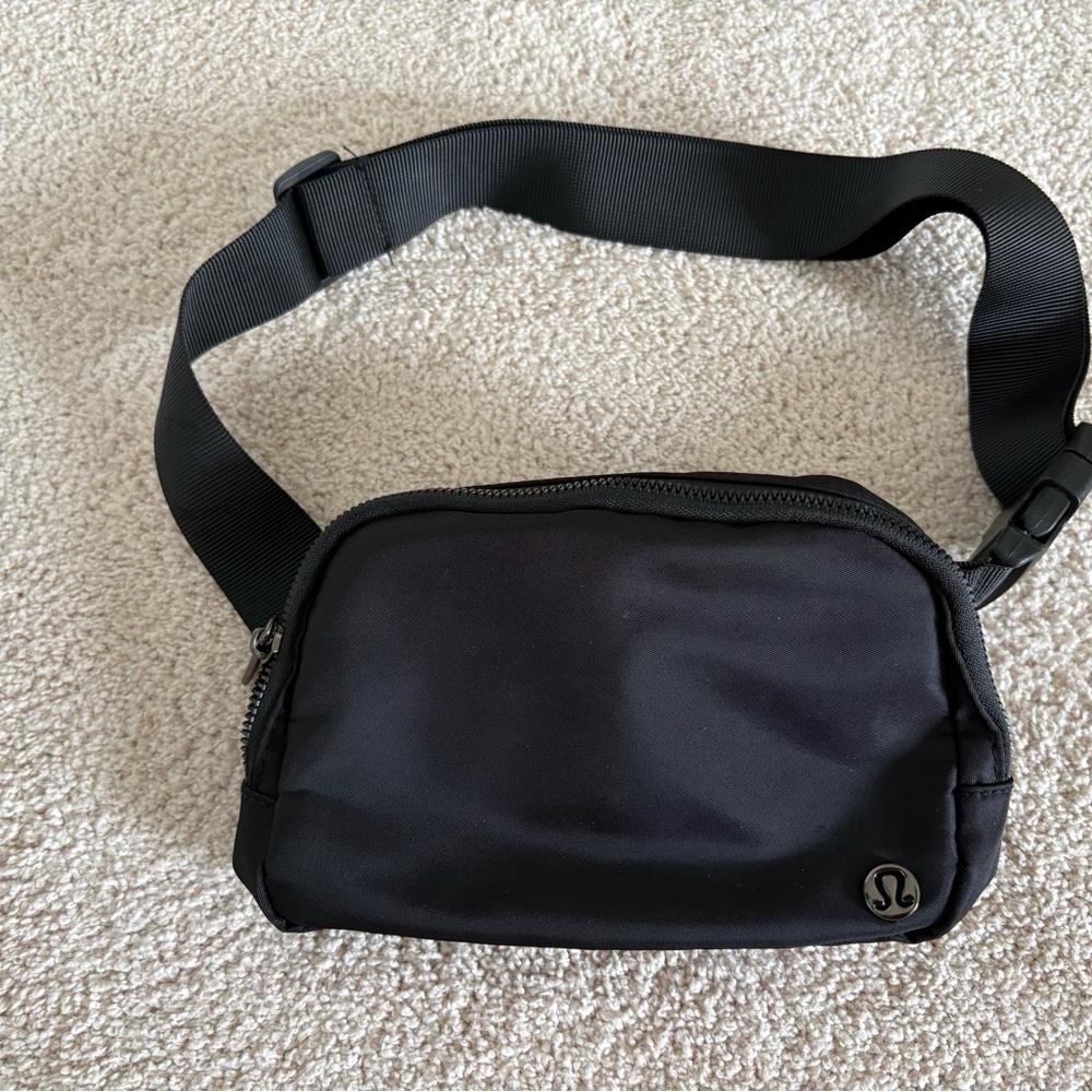 lululemon athletica Black Belt Bag Minimalist Design